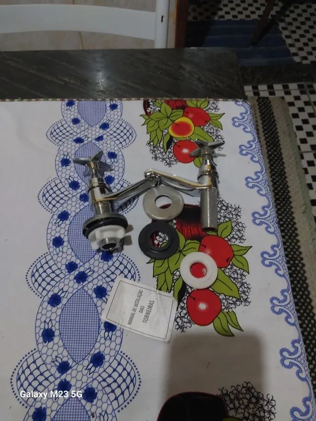 Torneira de banheiro - Foto 6