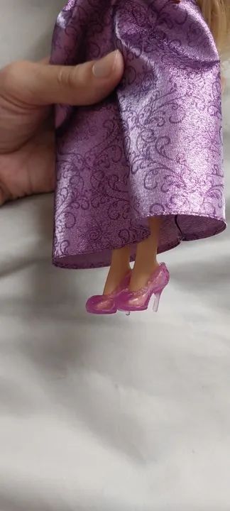 Boneca Princesa Disney Rapunzel Enrolados - Foto 3