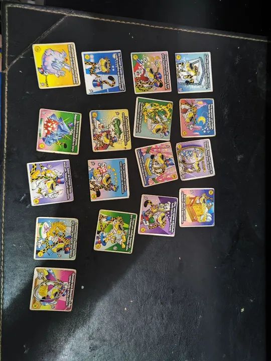 17 adesivo chettos elma chips 