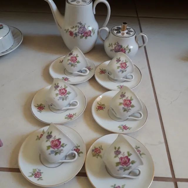 Conjunto de café porcelana Mauá 