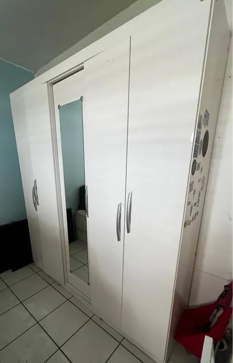Guarda-roupa Branco de 5 Portas com Espelho - Foto 2
