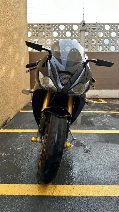 TRIUMPH DAYTONA 675 R$ 28.900