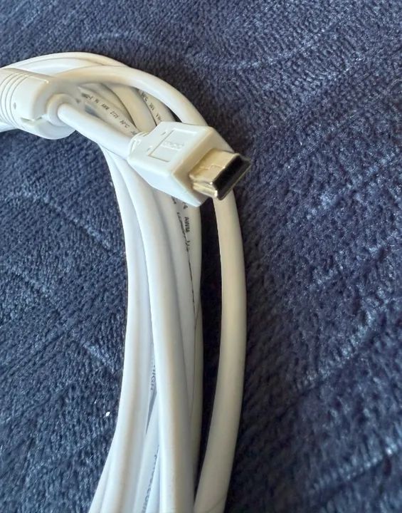 Cabo USB TIPO A para Mini USB 4 METROS