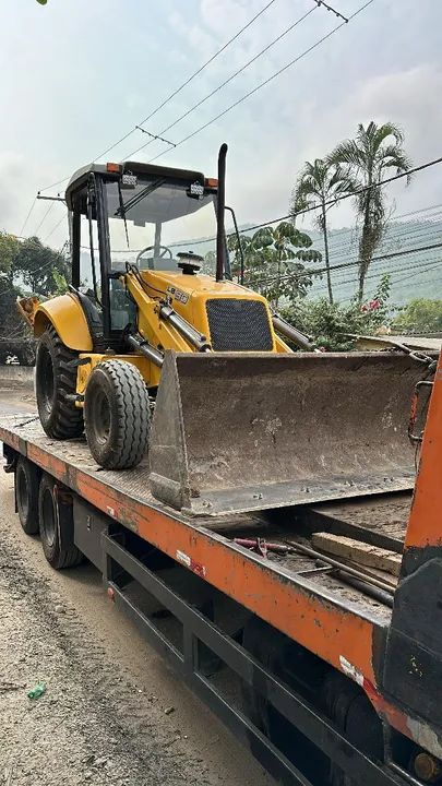 Retro escavadeira 4x2 new Holland 2011