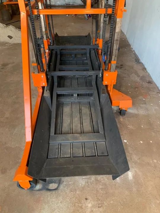 máquina de fazer 5 mourão por vez - Foto 3