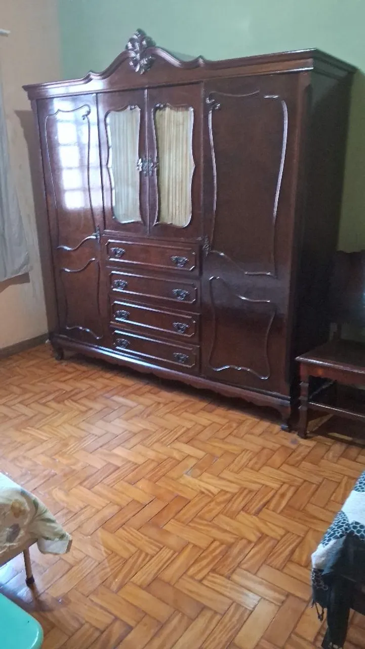 Qto mobiliado livre ja centro entre Mercado Municipal e Shoping Norte Sul