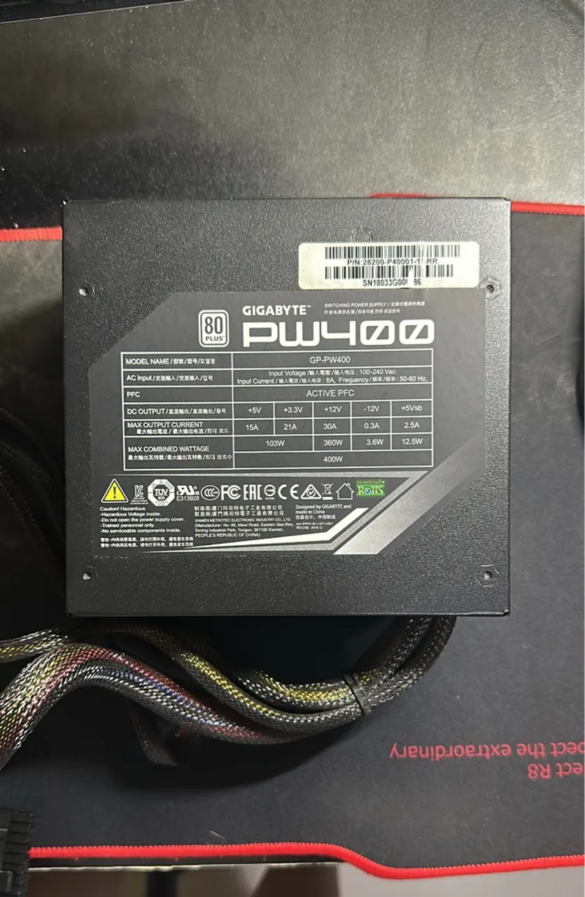 Fonte GIGABYTE PW400 White