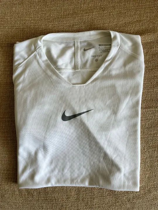 Vendo 2 Camisas Térmicas p/ Treino Nike Originais - Tamanho P - Foto 5