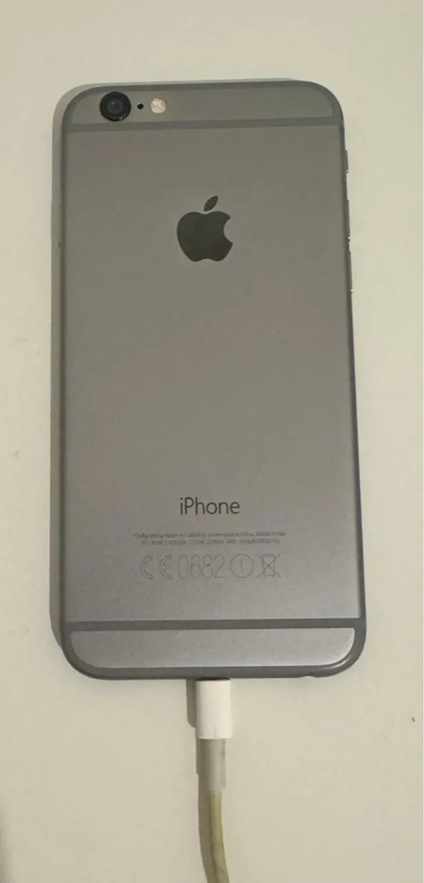 iPhone 6, prateado, 64GB