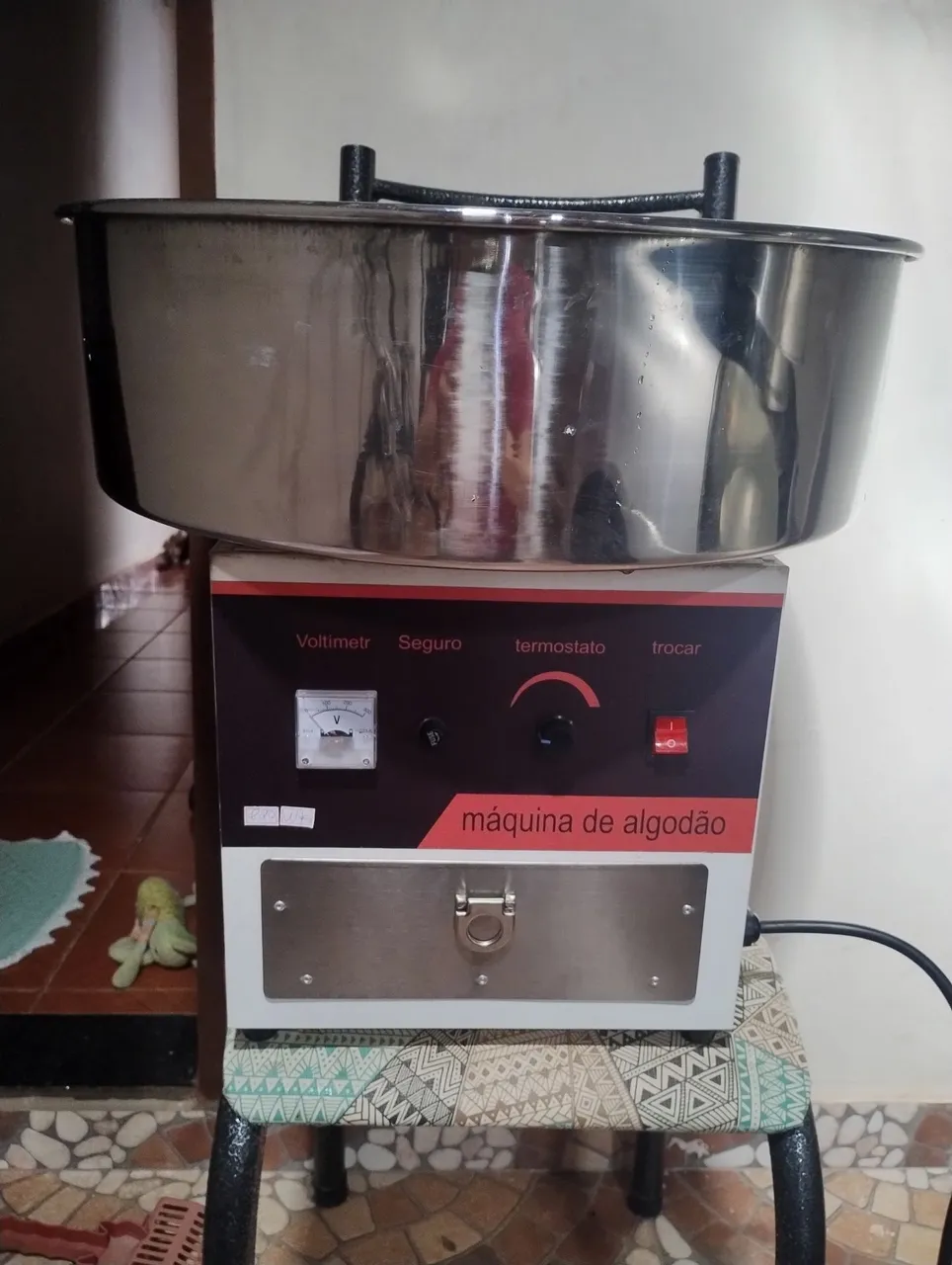 Máquina de Algodão Doce - Ideal para Eventos!