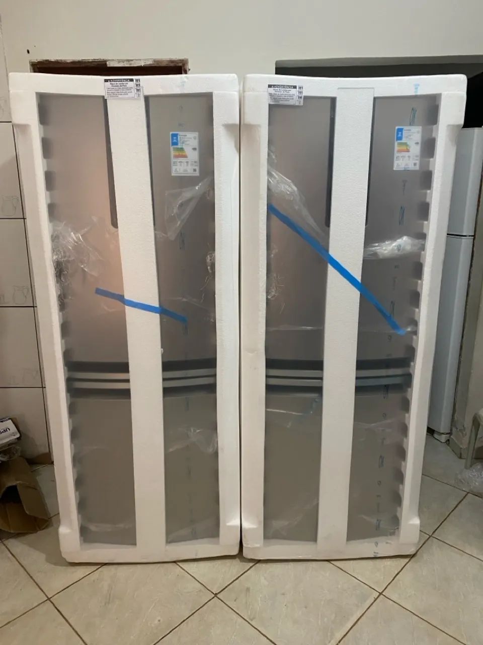 Geladeira Frost Free Brastemp Inverse 447 litros Inox - na caixa sem uso 