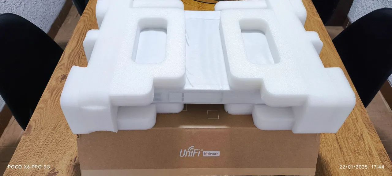 Kit de Equipamentos Unifi à Venda - Novos na Caixa!