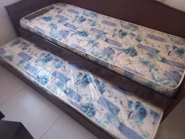 Cama Solteiro com Cama Auxiliar 2 colchões novos R$ 250 - Foto 2