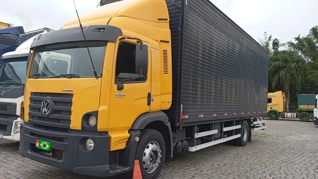 Caminhão  Coatela VW 17.280  2014  Motor com 20mil km vendo ou troco por mais novo - Foto 5