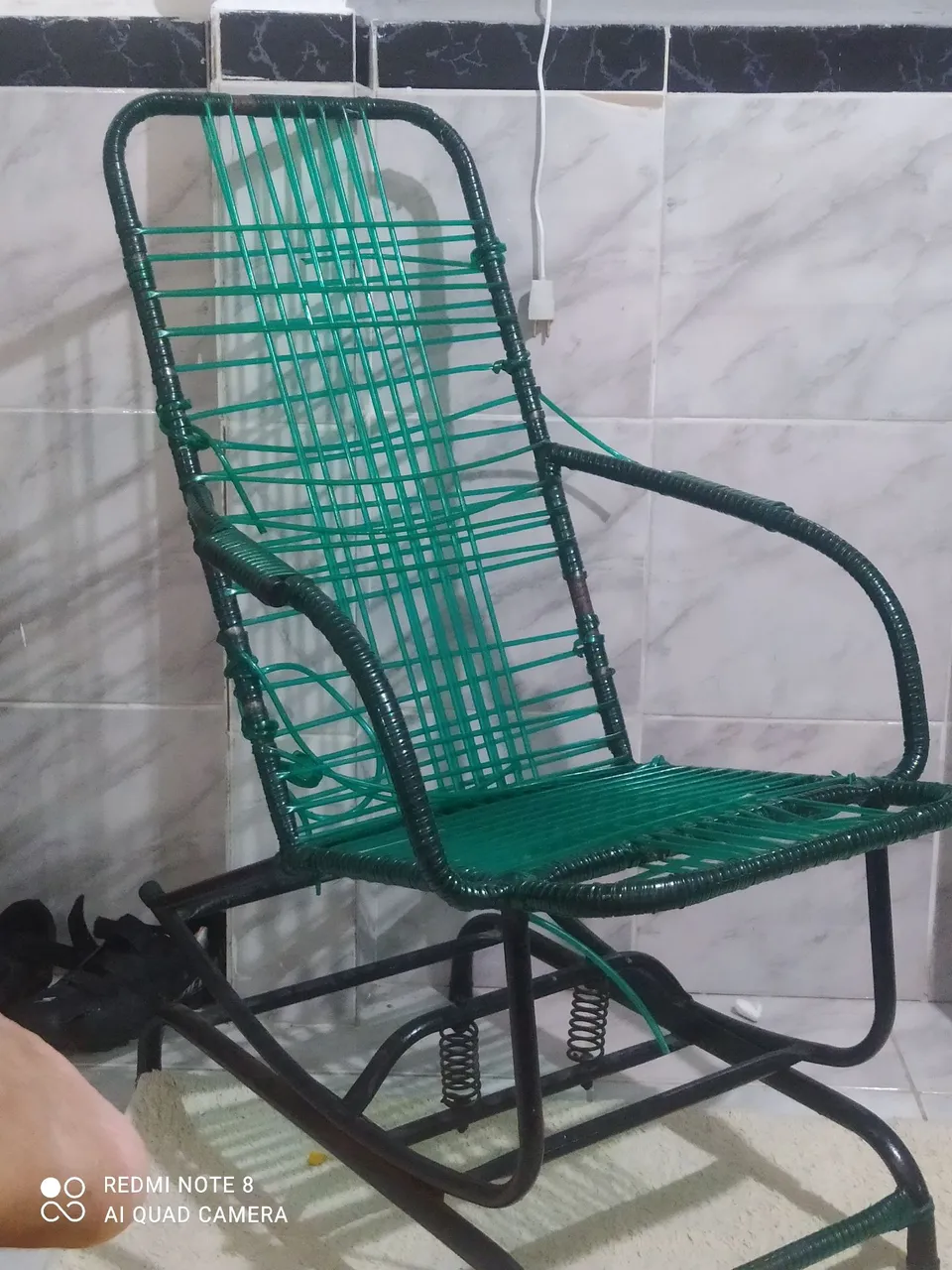 Cadeira de balanço com design vintage