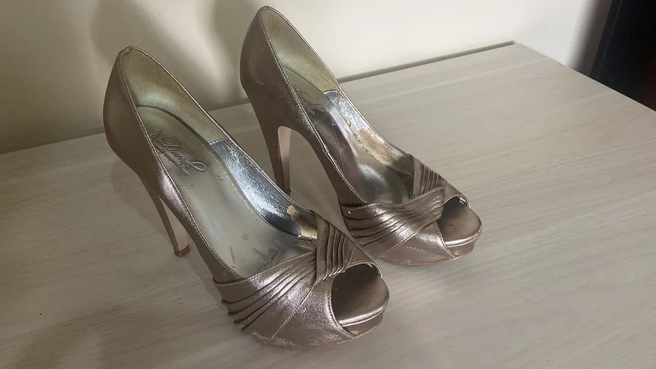 7 Pares Sapatos Femininos em Ótimo Estado  - Foto 6