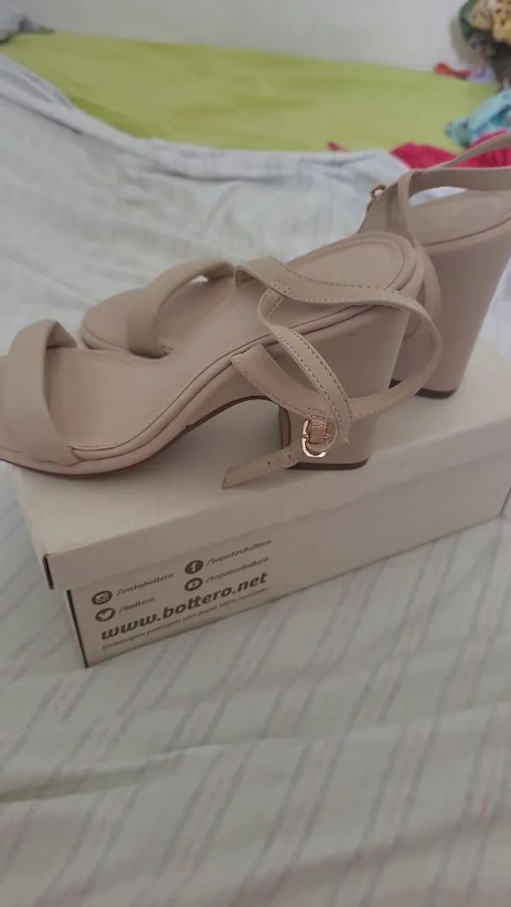 Sandália Arezzo - Foto 2