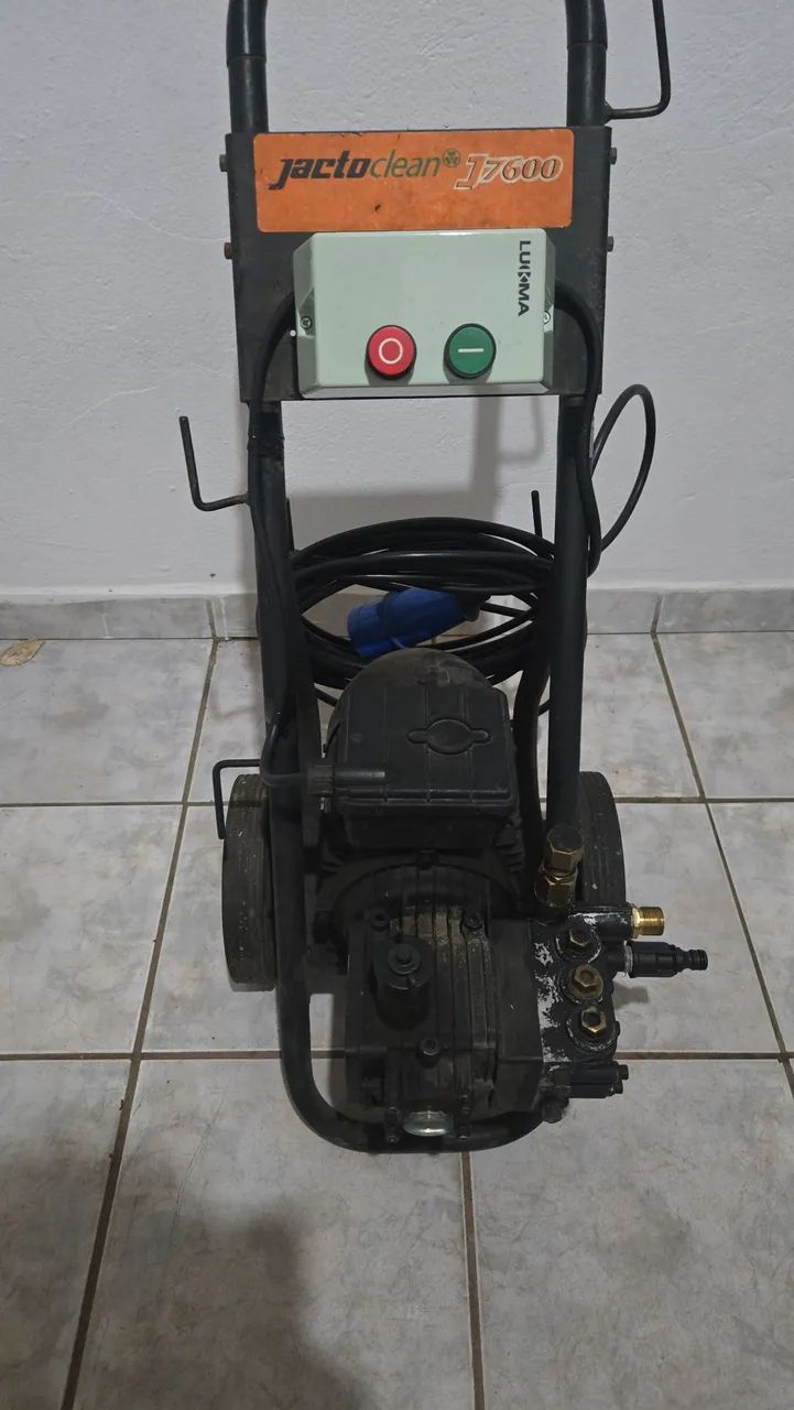 Maquina jacto 7600 trifásico 