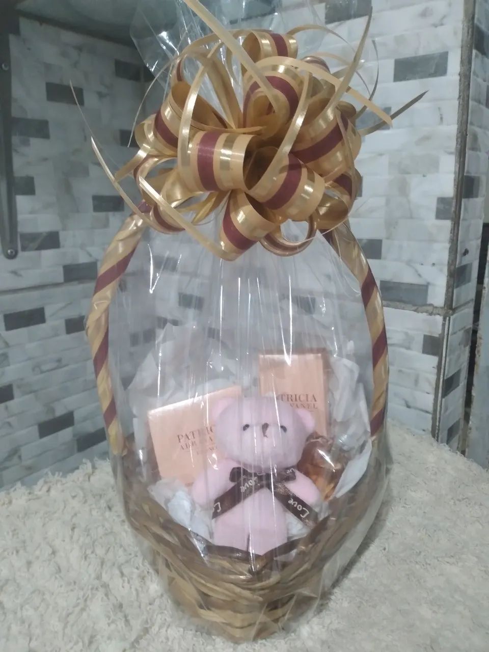 Cesta com kit perfume e hidratante jequiti  - Foto 4