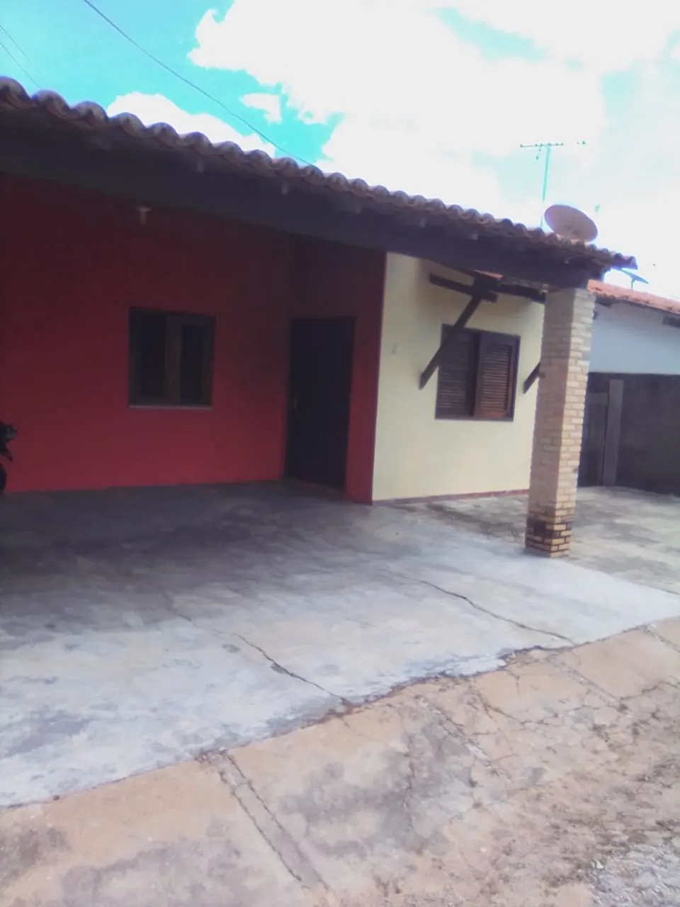CASA BEM LOCALIZADA - REIS VELLOSO