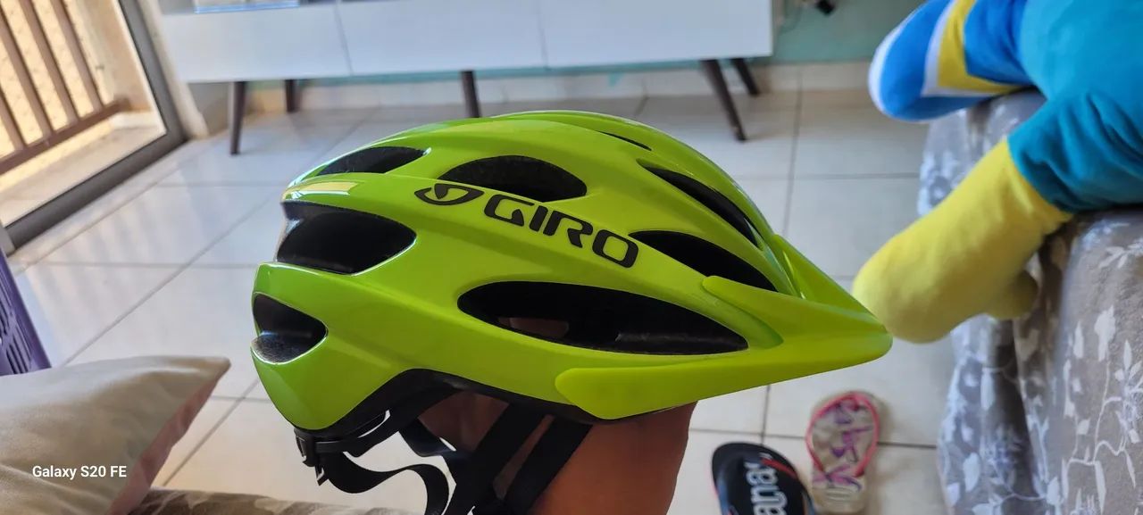 Capacete Giro para Ciclismo revel - Foto 3