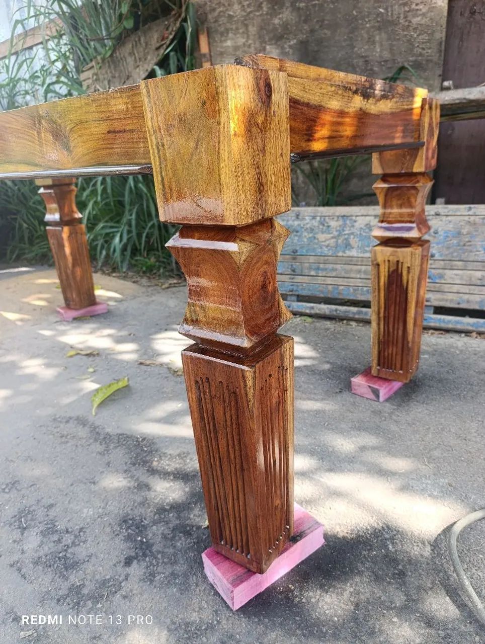 Mesa em madeiras nobres  - Foto 2