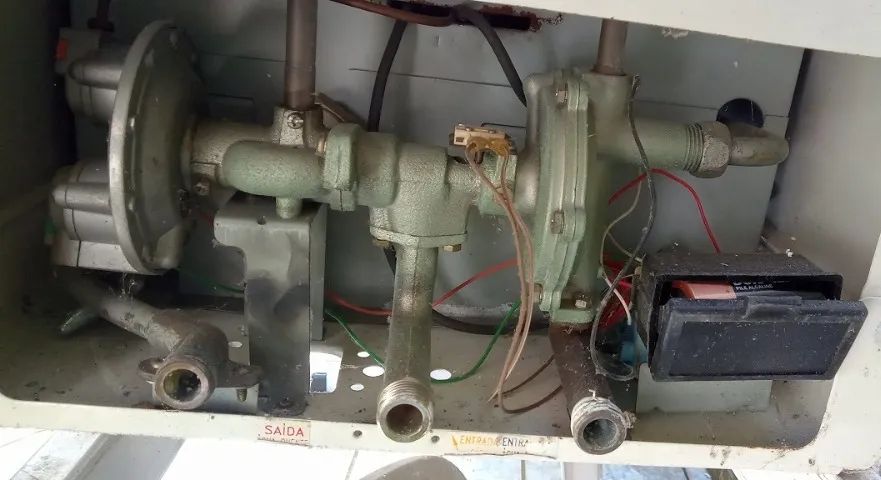 Aquecedor de aguá a gás Komeco (usado) - Foto 5