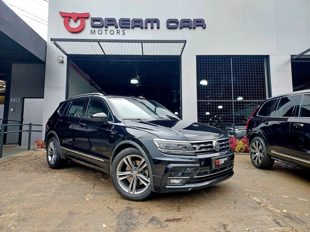 Volkswagen Tiguan 2.0 350 Tsi Gasolina Allspace R-line 4motion Dsg Preto 2019