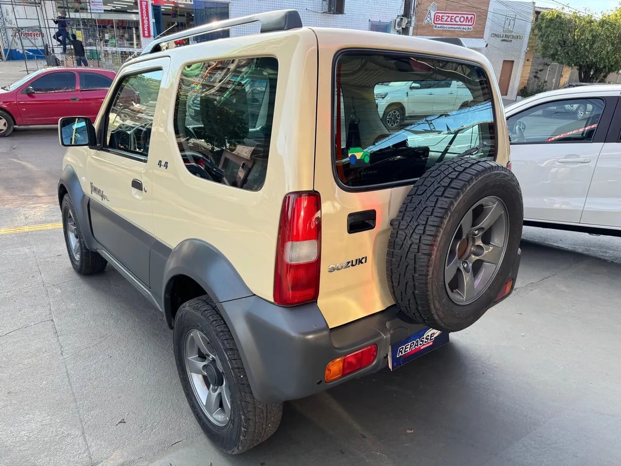 Jimny 2018 4ALL 4x4 75km  REPASSE VEICULOS - Foto 4