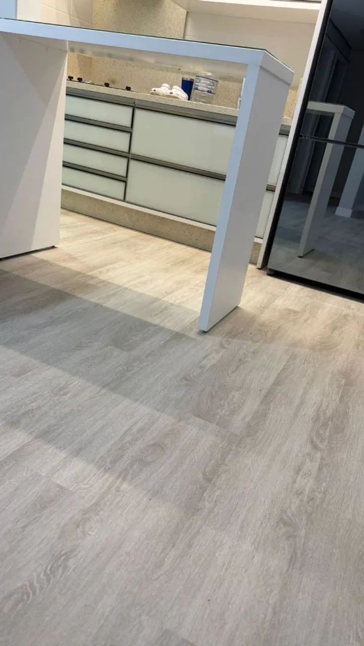 Piso vinílico produto + instalação  - Foto 2
