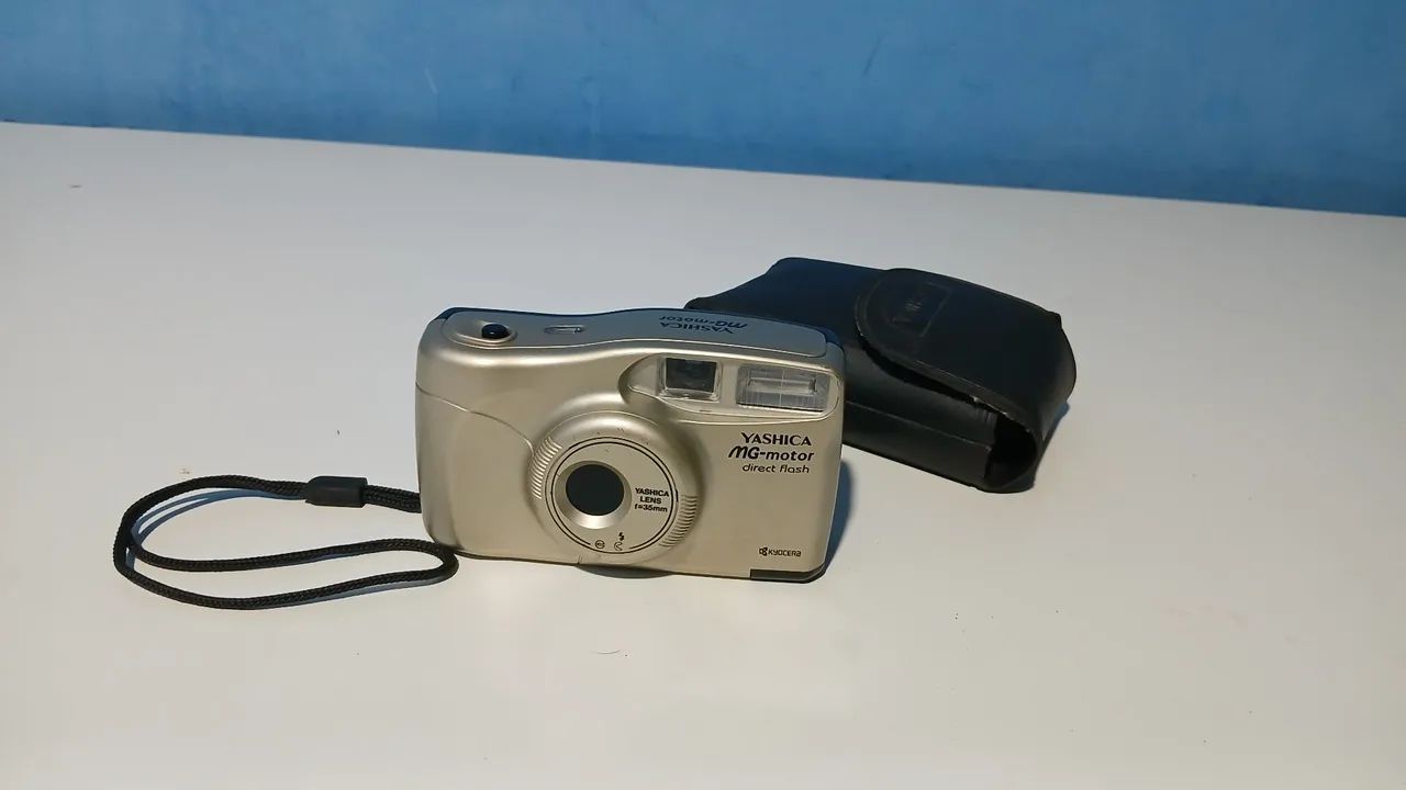 Câmera 35mm - Yashica MG - Motor Direct Flash Champagne (9.6/10) +  Case - Foto 3