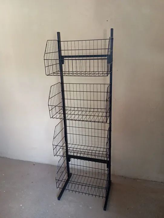 Cesto expositor de metal - Foto 2