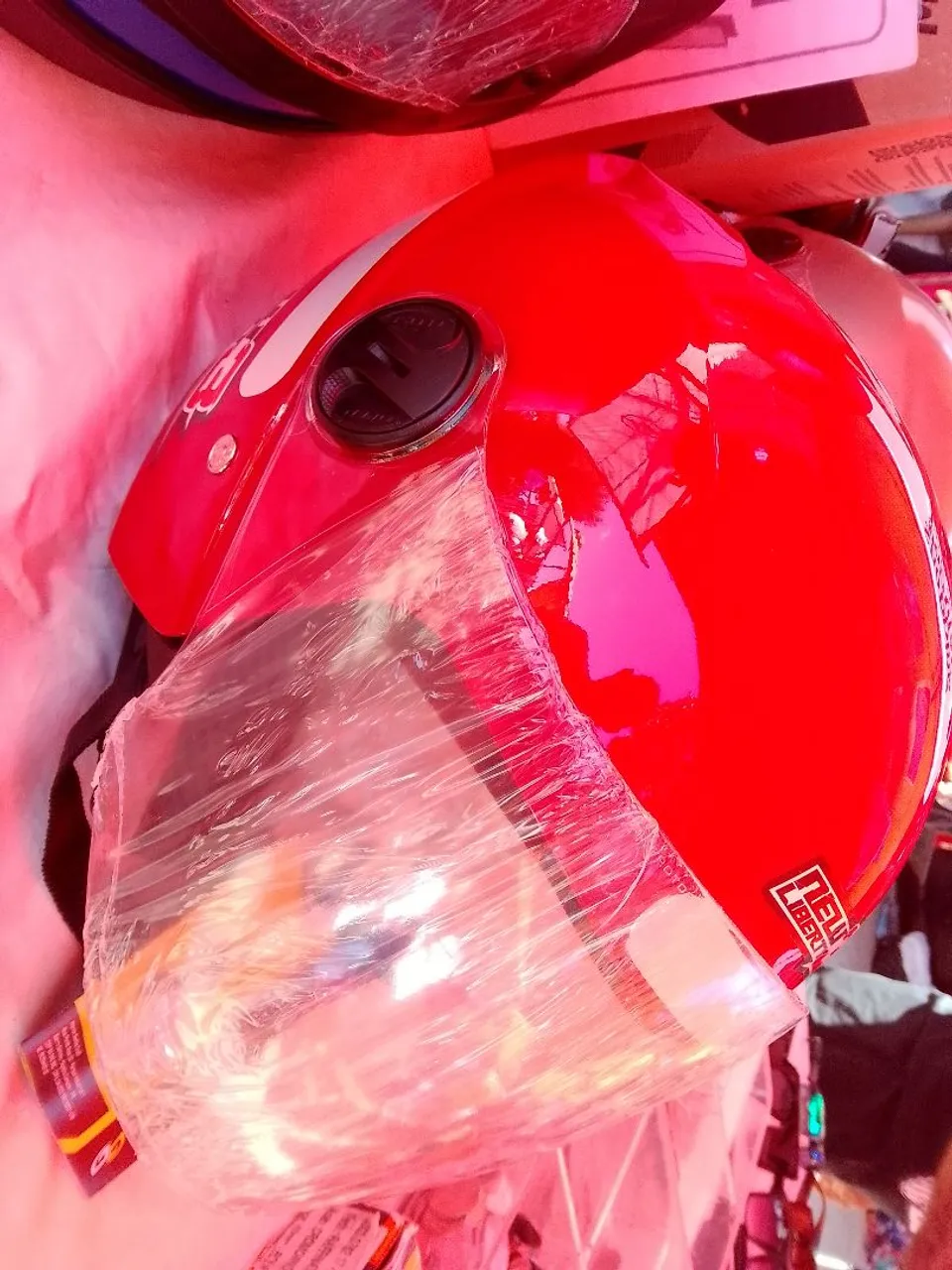 Capacete Vermelho Novo - New Liberty