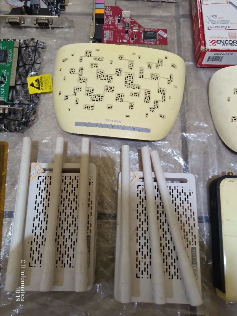 Lot of Various Computer Items (Routers Modem Sound Cards Print Server)64317905636354121