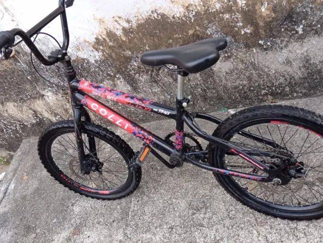 Bicicleta aro 20, 1 ano de uso o pneu da frente está um pouco empenado, freio a disco  - Foto 2