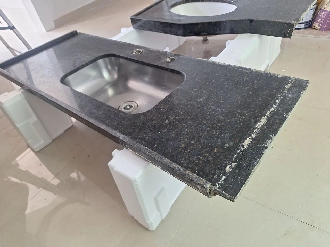 Pia para cozinha em granito preto são gabriel, com cuba e torneira - Foto 2