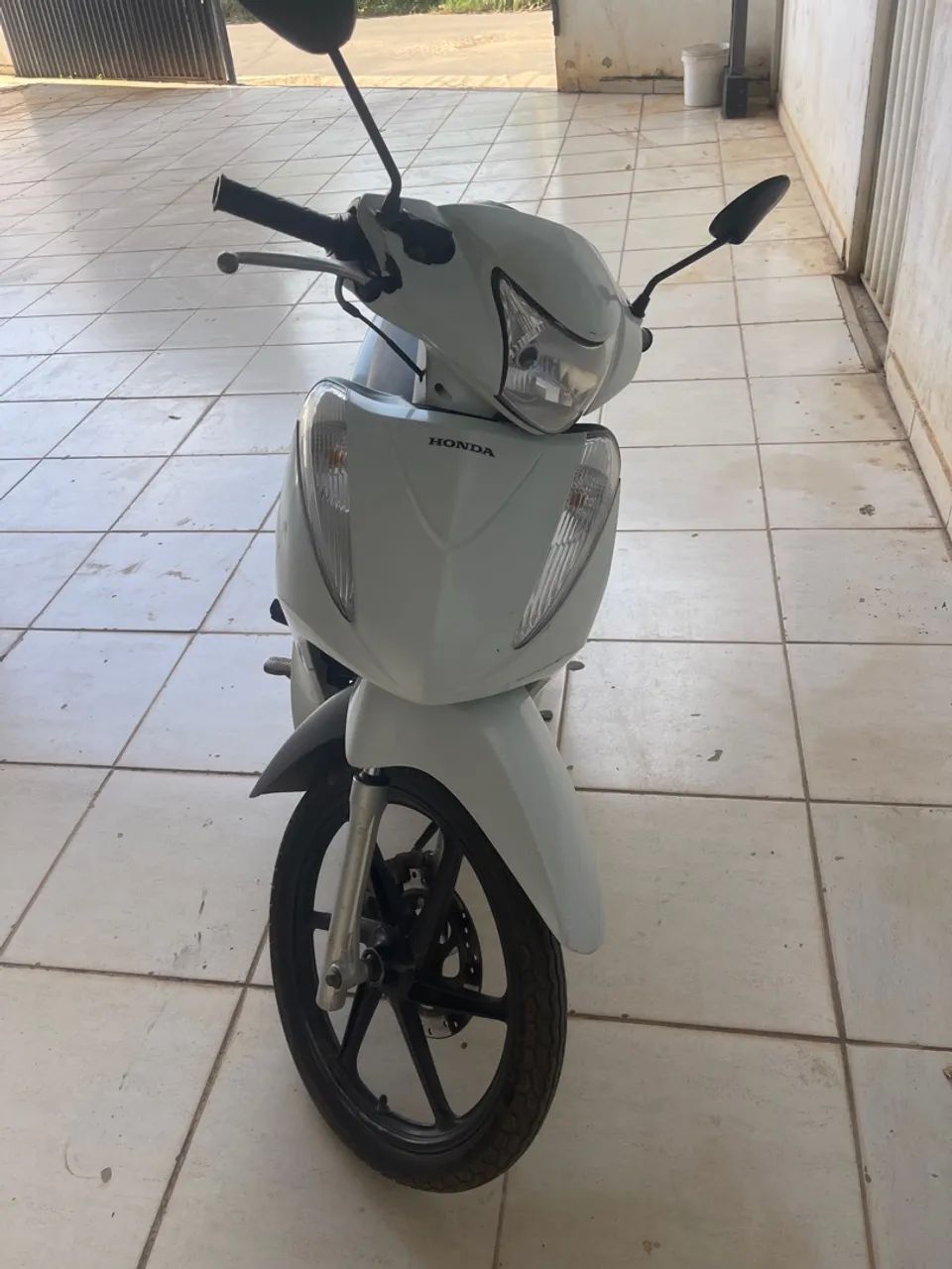 Vende-se essa biz 125 completa 2016 fone: * - Foto 2