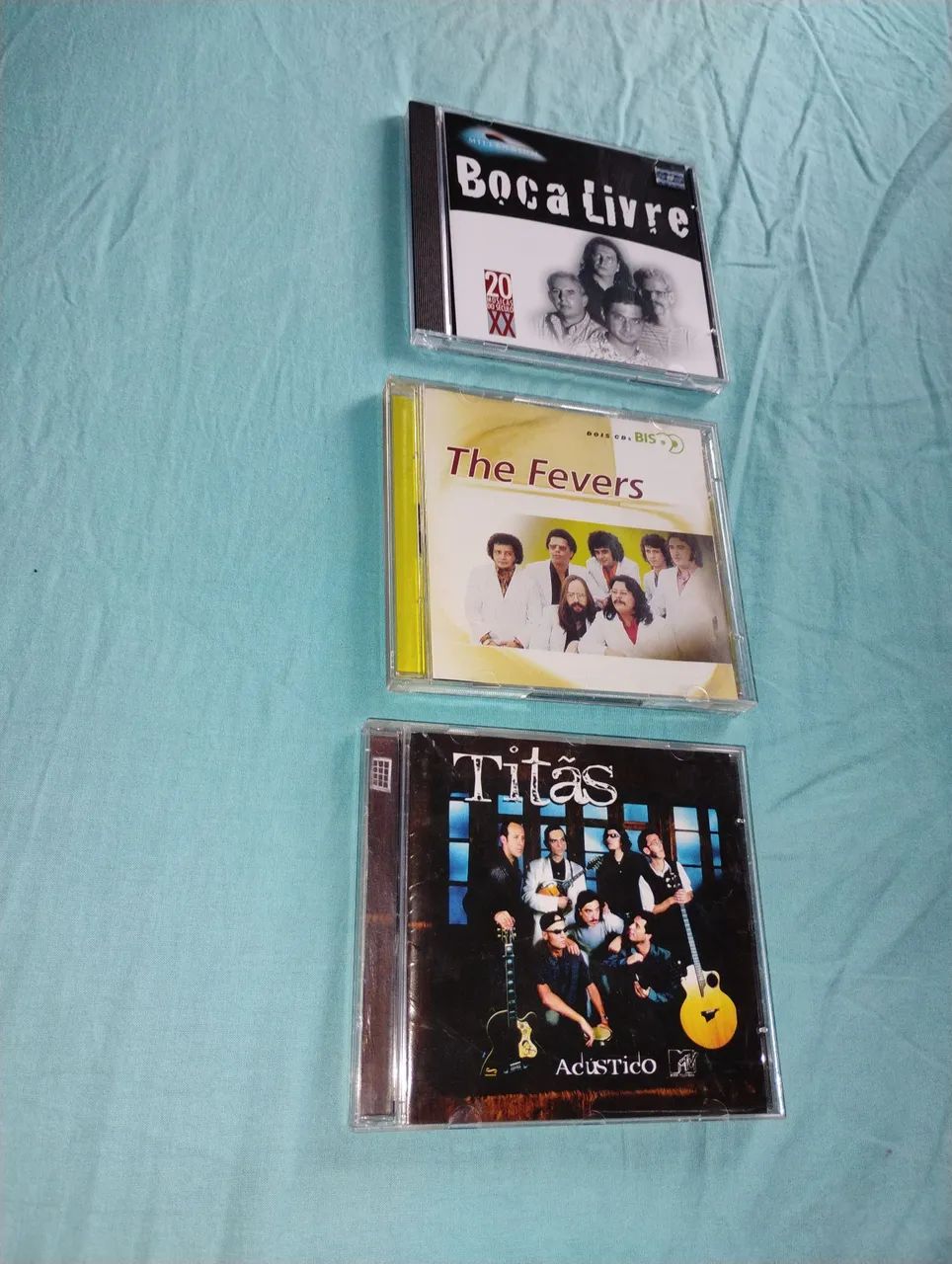 3 CDs - Boca Livre, The Fevers e Titãs Acústico