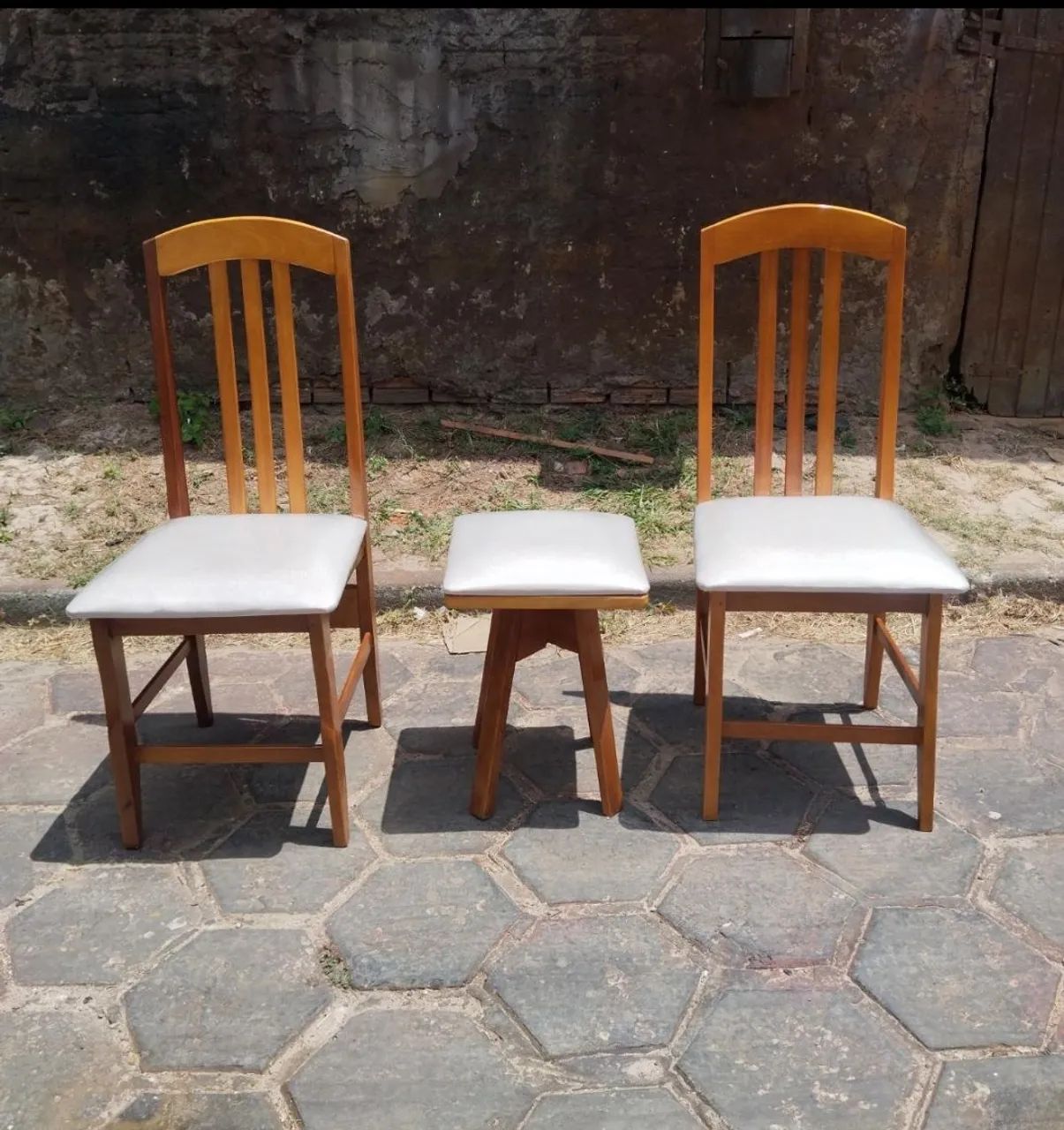 Cadeiras almofadada64960530512897122