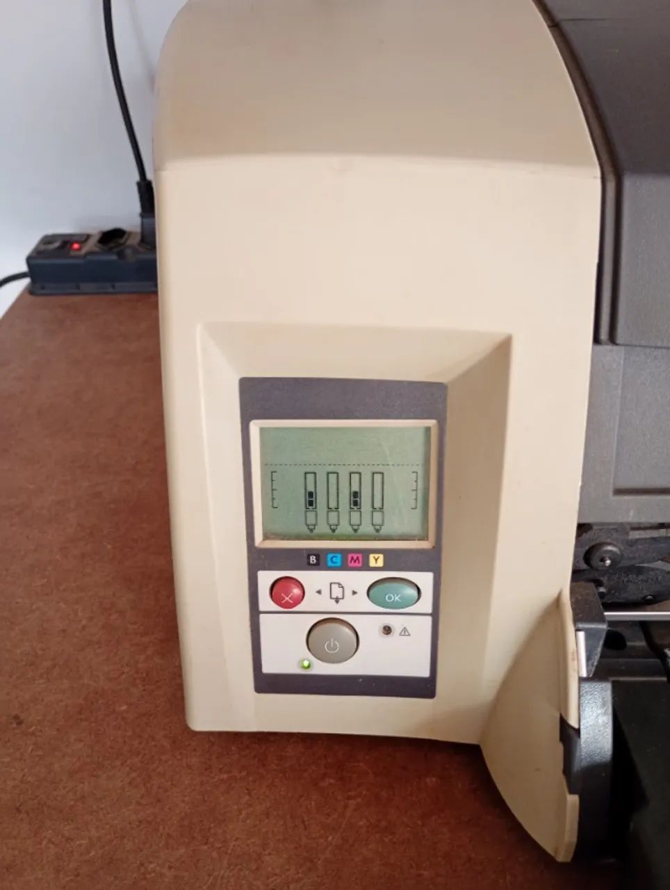 02 (duas) Ploter HP Designjet 111 - Uma perfeita e outra funcionando parcial - Foto 3