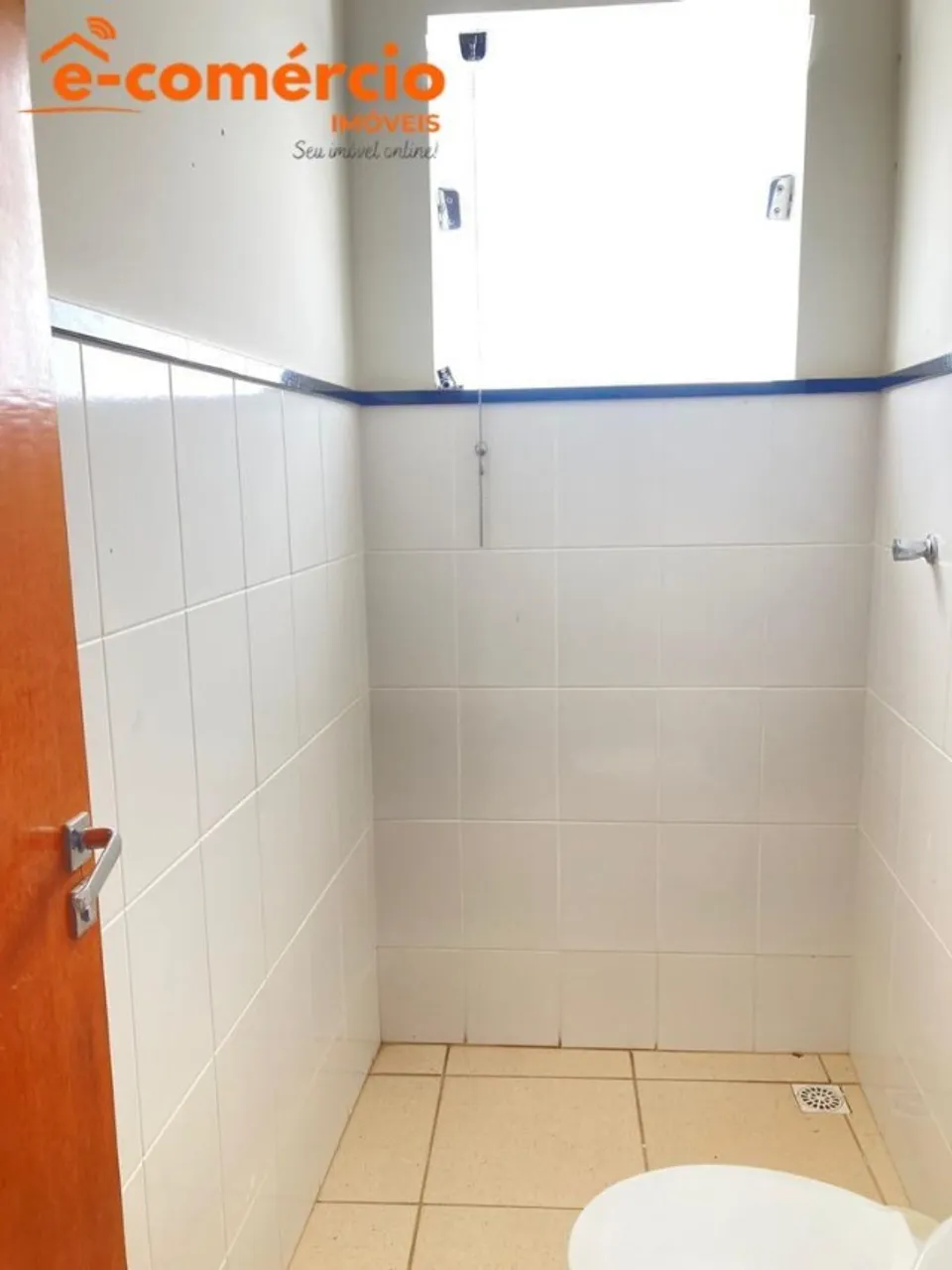 Excelente loja comercial no Centro de Lavras para aluguel