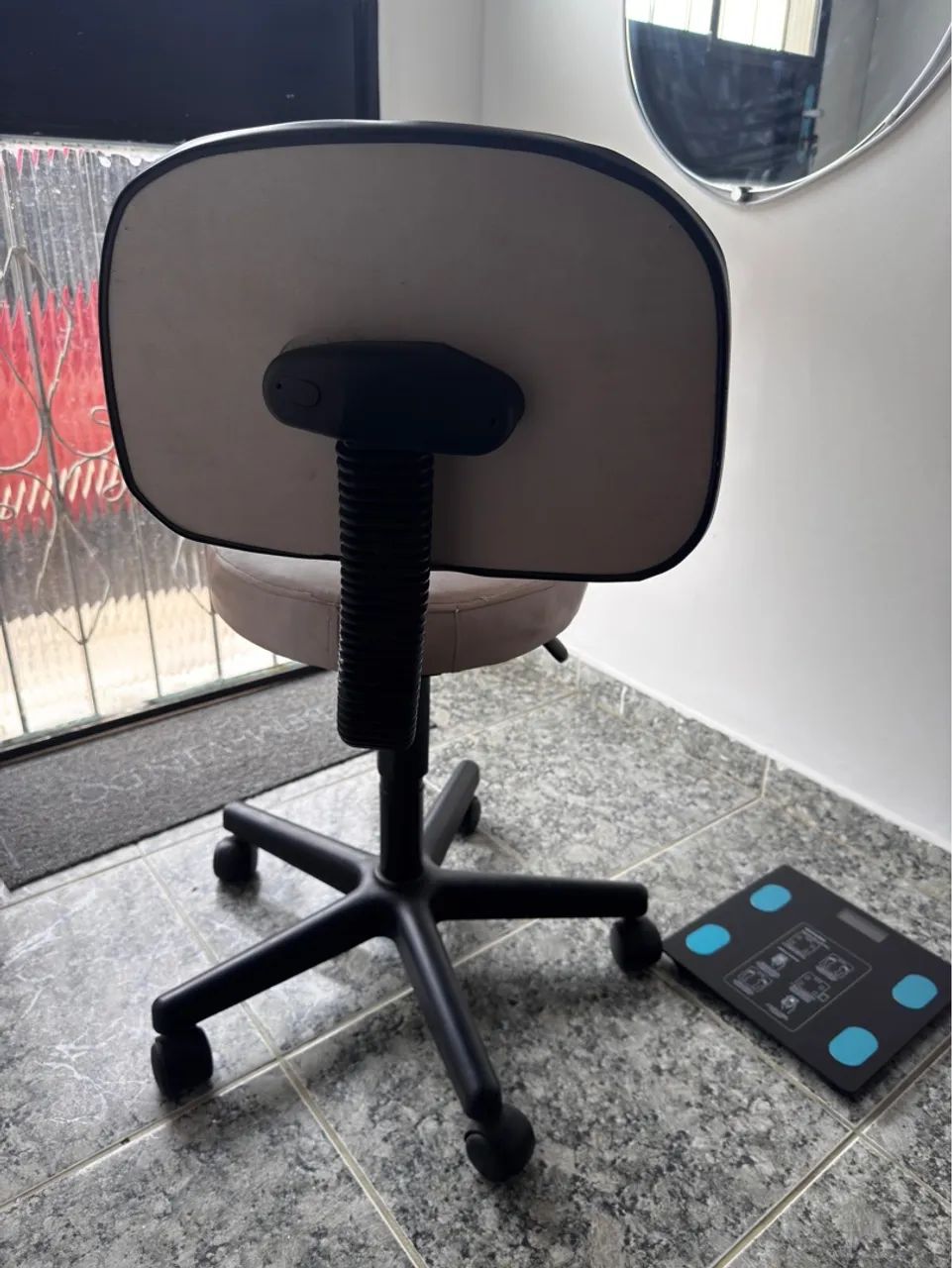 Mocho  giratória Rose Gold  - Foto 2