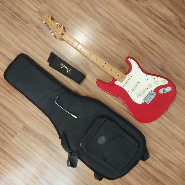 fender Mexico 1995年製 ハードケース付 fender Mexico 1995年製