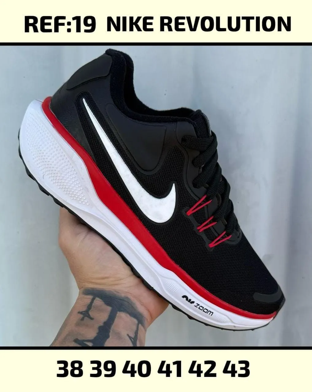 Nike Revolution Ref:19 - Preto com Detalhes em Vermelho