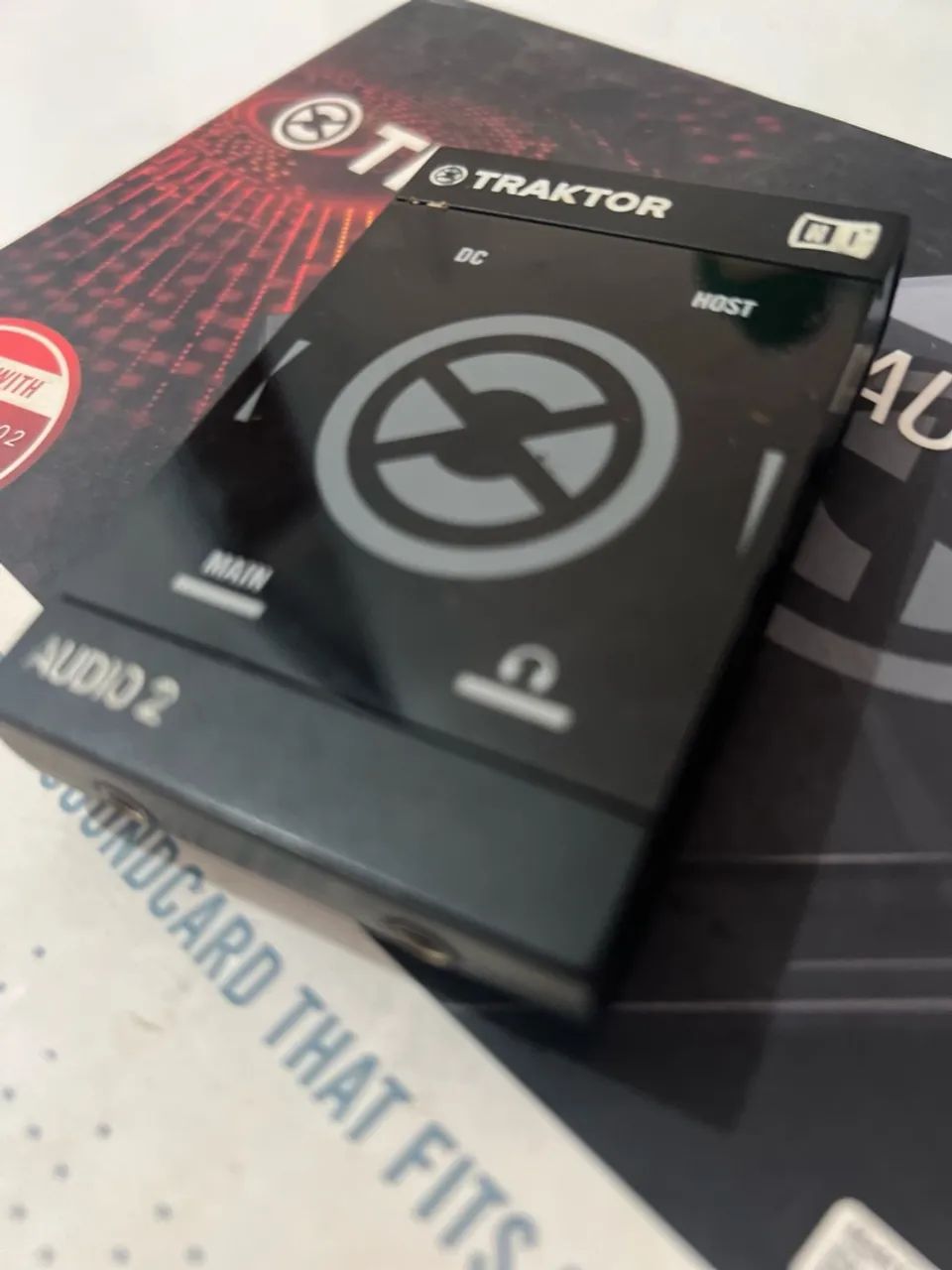 Traktor Audio 2 - Interface de Áudio para DJ - Foto 3