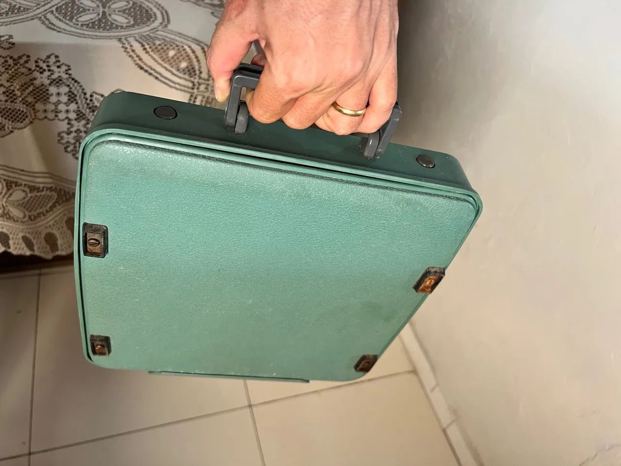 Máquina de Escrever Olivetti Lettera 82, conservada - Foto 4