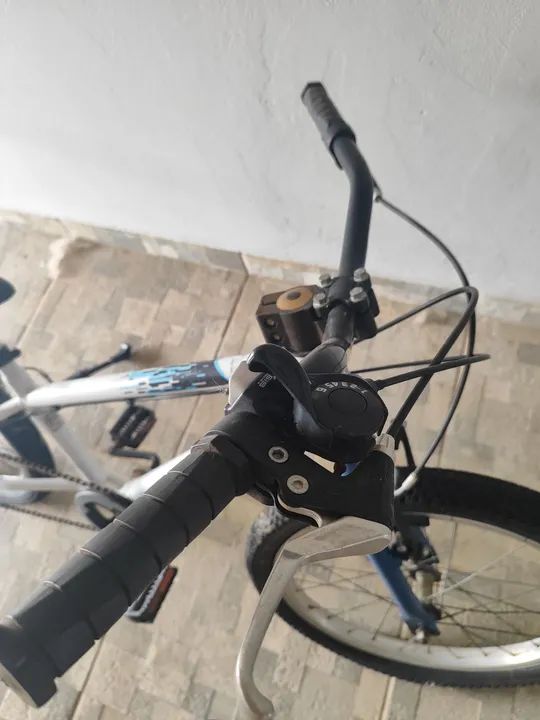 Bicicleta Aro 20 RockRider ST120 - Foto 4