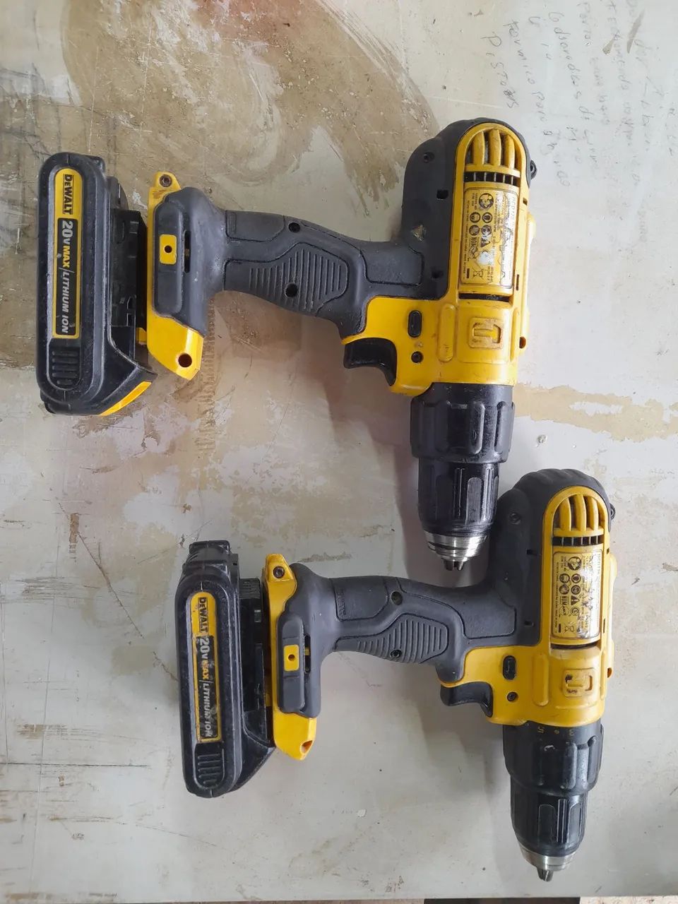 2 Parafusadeiras Dewalt 20V Max
