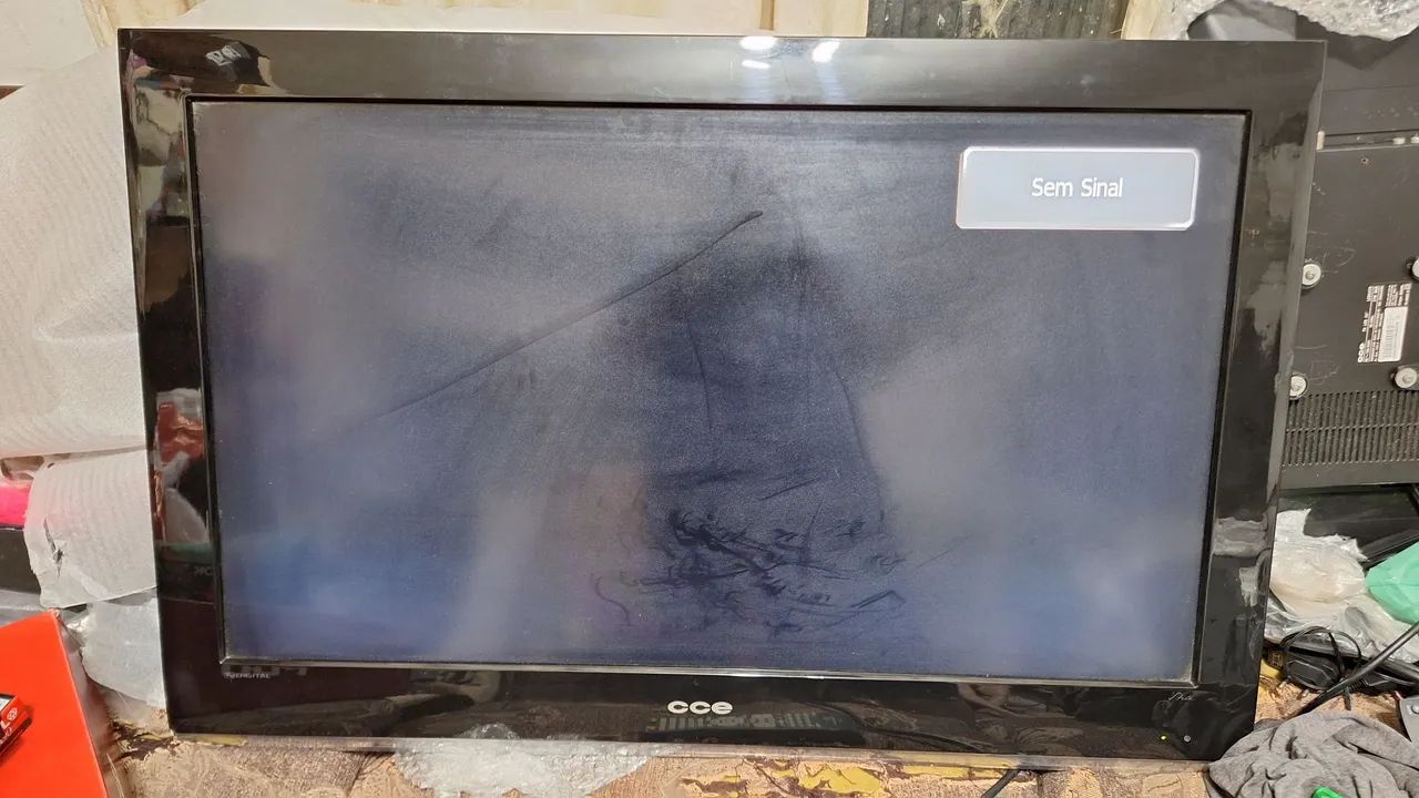 Tv Cce 37 lcd hdmi com vga PC único dono  - Foto 3