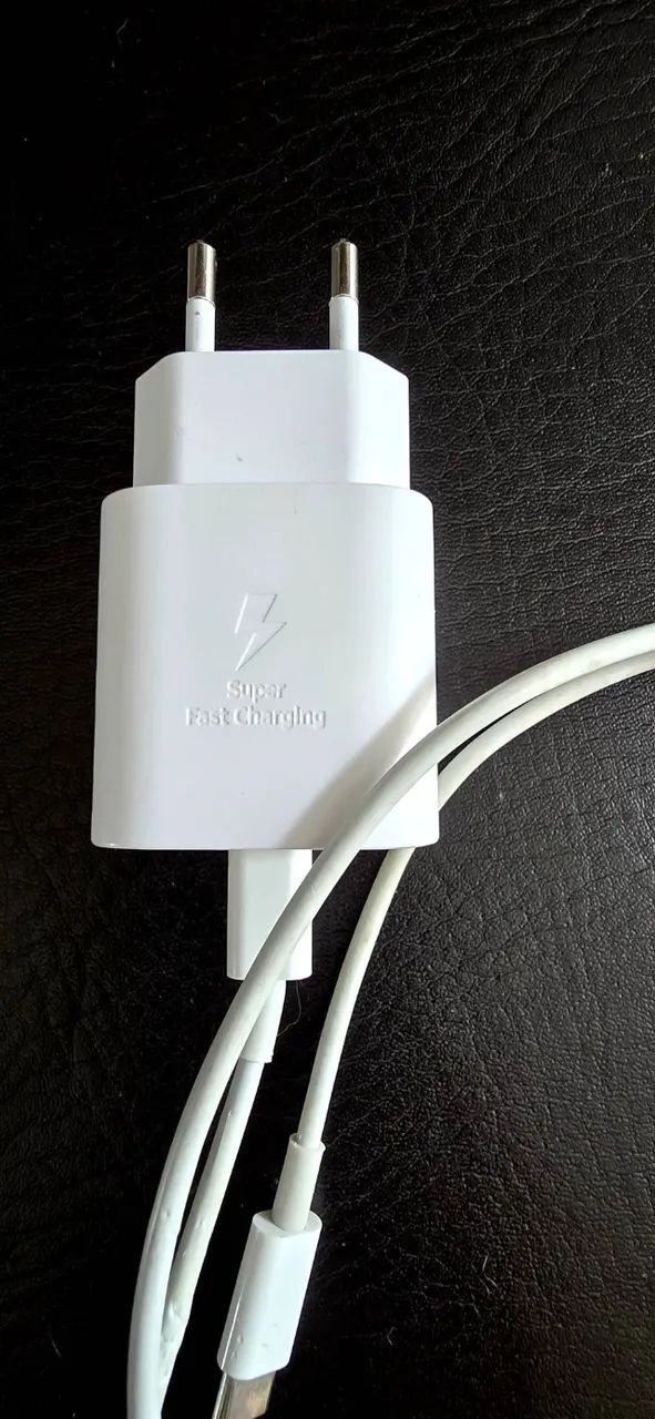 Samsung Galaxy S22 128 GB na cor preto - Foto 4